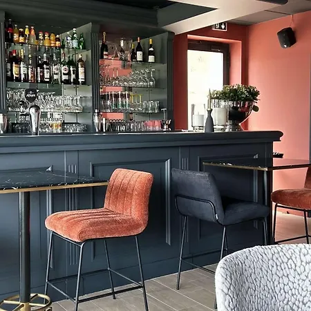 Hotel Saint Jean 3*