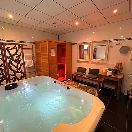 Hotel Saint Jean 3*